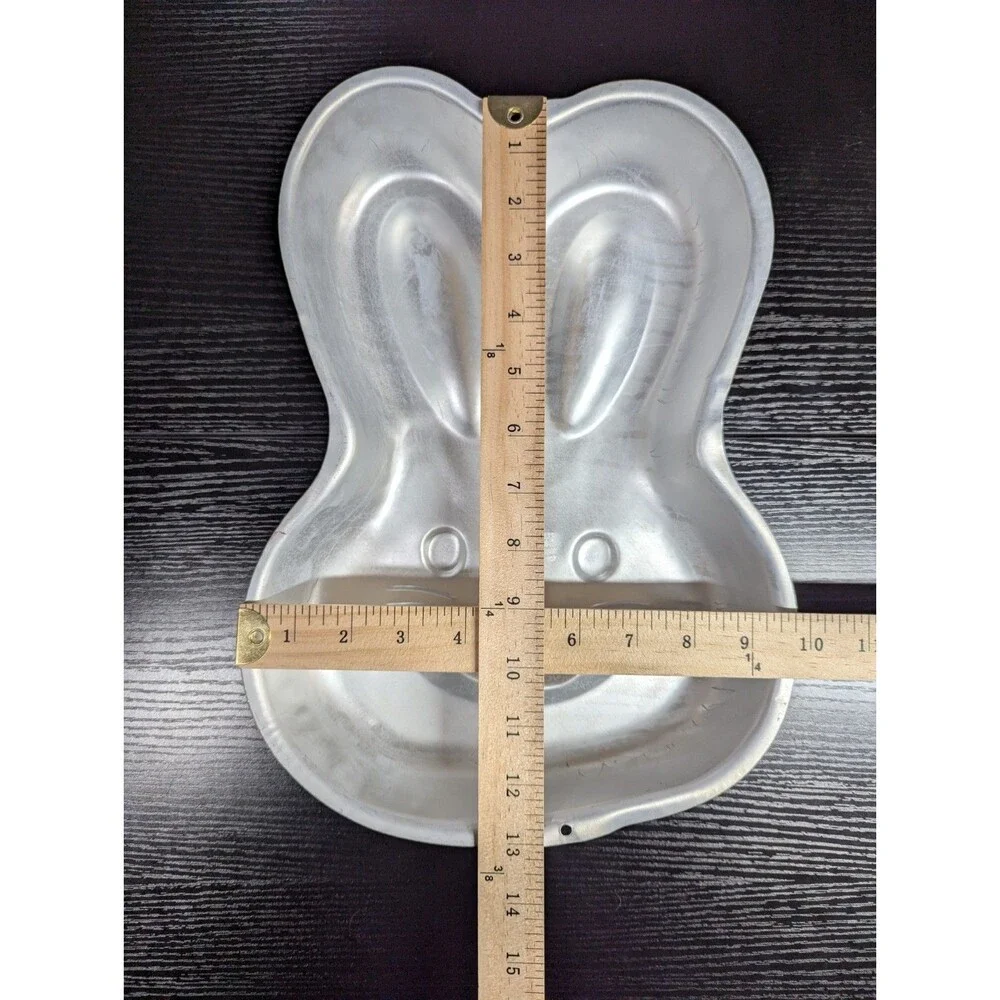 Wilton Bunny Rabbit Cake Pan Easter‎ Holiday 2105-2074 Baking